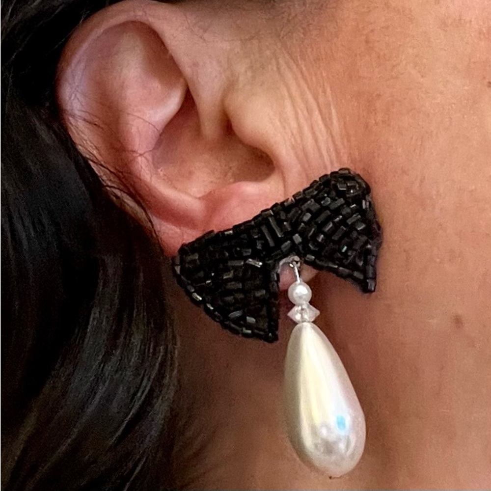 Vintage Lazarus “Bow Tie” Pearl Drop Earrings, New with Tags.